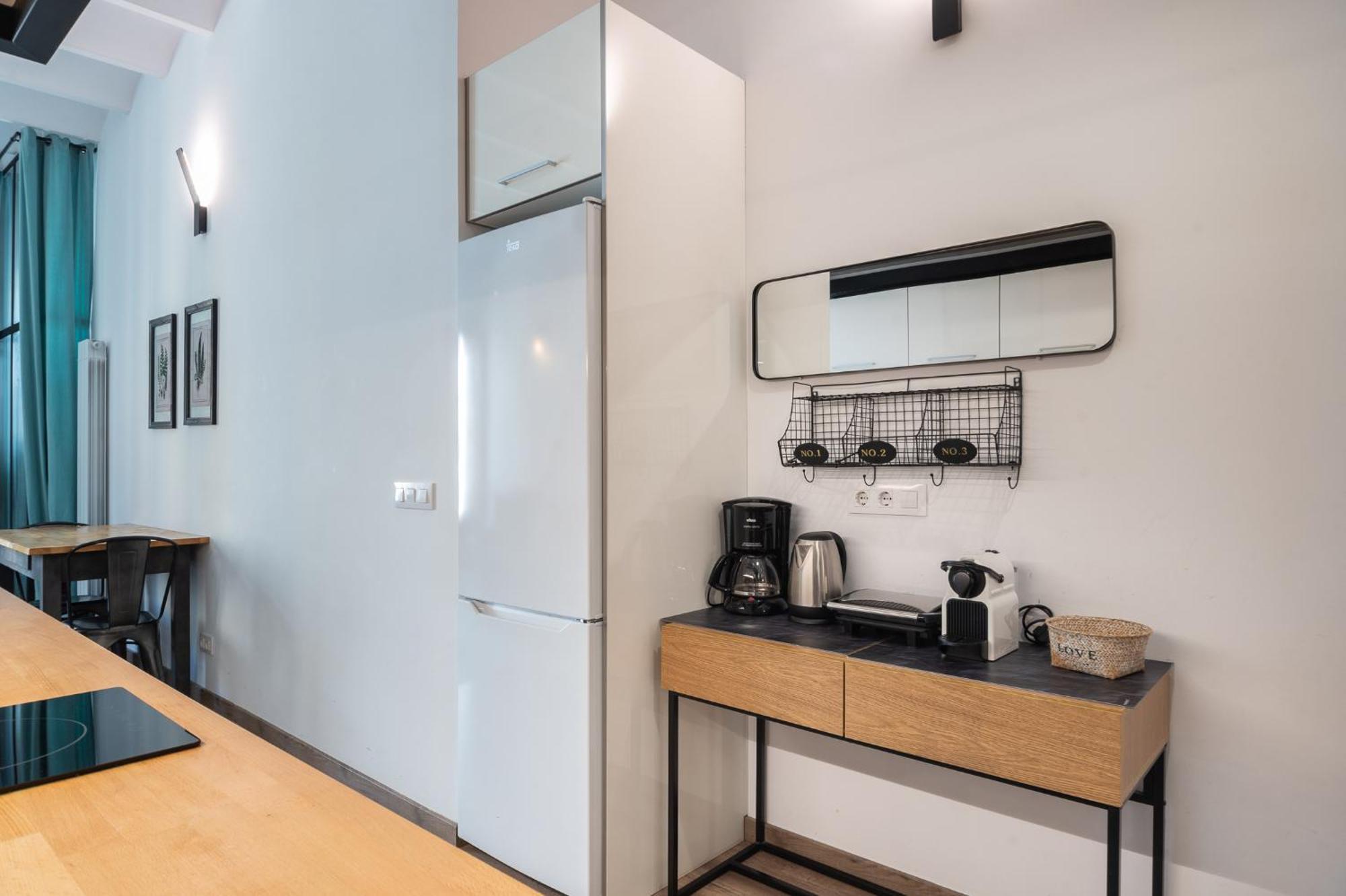 Beautiful Renovated Loft Minutes From The Beach Barcelona Exterior photo