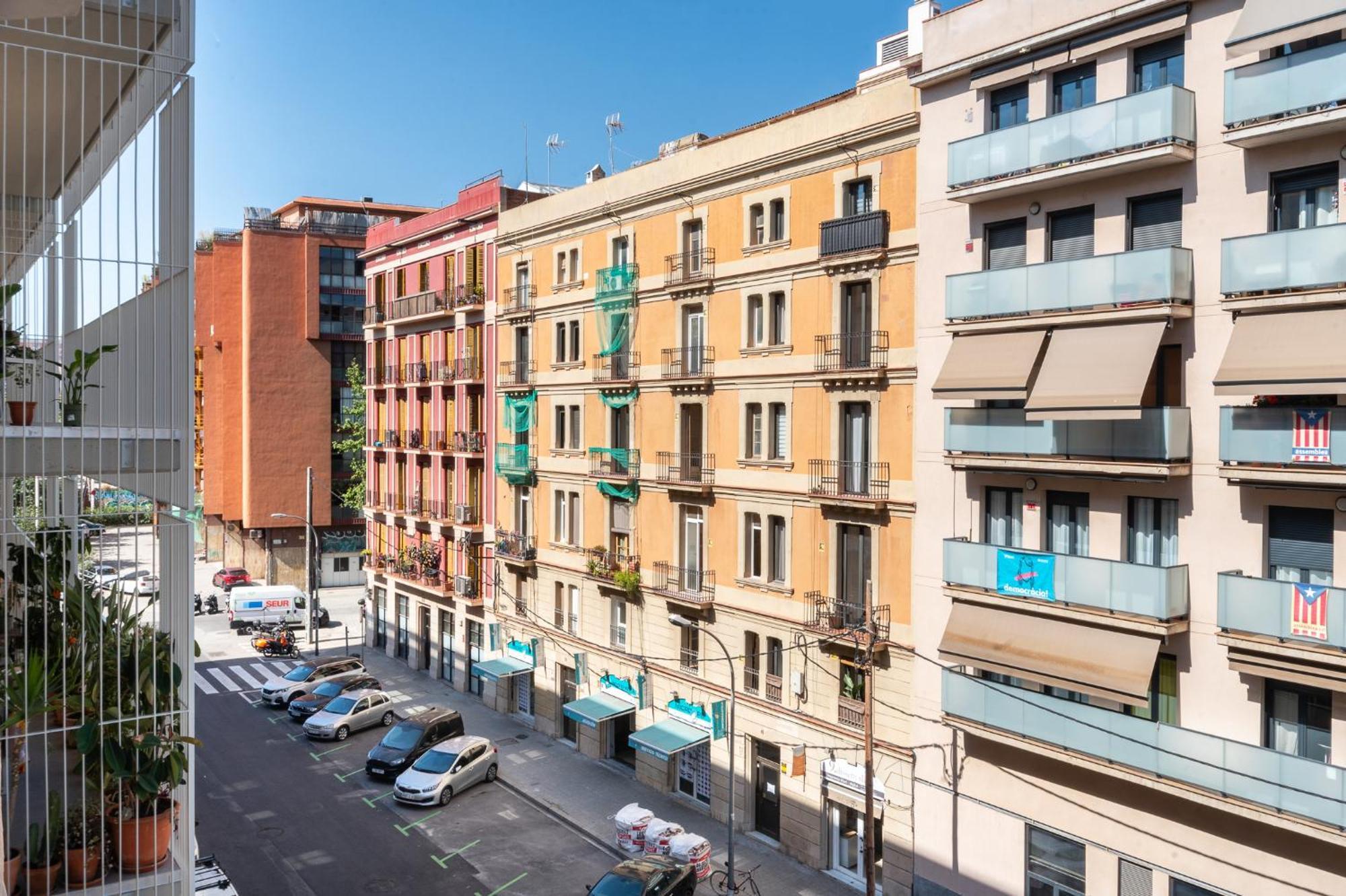 Beautiful Renovated Loft Minutes From The Beach Barcelona Exterior photo